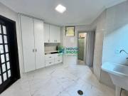 Casa com 4 dormitÃ³rios para alugar, 358 mÂ² por R$...