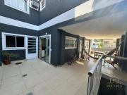 Casa com 4 dormitÃ³rios para alugar, 380 mÂ² por R$...