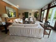 Casa com 4 dormitÃ³rios para alugar, 701 mÂ² por R$...