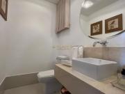 Casa com 4 dormitórios à venda, 188 m² por R$ 1.350.000...