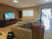 Casa com 4 dormitórios à venda, 220 m² por R$ 1.112.000...