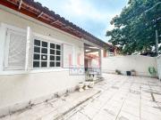 Casa com 4 dormitórios à venda, 235 m² por R$...