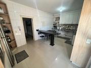 Casa com 4 dormitÃ³rios Ã venda, 400 mÂ² por R$...