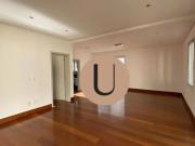 Casa com 4 dormitórios à venda, 608 m² por R$...