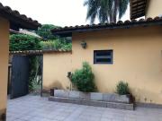 Casa com 4 dormitórios à venda, 925 m² Vila Santo...
