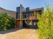 Casa com 4 dormitórios, 246 m² venda por R$ 2.700.000,00...