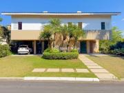 Casa com 4 dormitórios à venda, 1055 m² por R$...