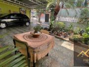 Casa com 4 dormitórios à venda, 106m² por R$ 690.000...