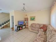 Casa com 4 dormitórios à venda, 110 m² por R$ 750.000,00...