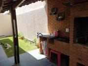 Casa com 4 dormitórios à venda, 150 m² por R$...