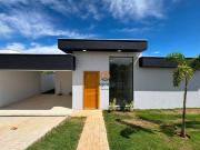 Casa com 4 dormitórios à venda, 151 m² por R$...