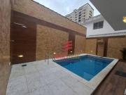 Casa com 4 dormitórios à venda, 160 m² por R$...