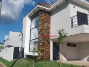 Casa com 4 dormitórios à venda, 166 m² por R$...