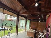 Casa com 4 dormitórios à venda, 170 m² por R$...