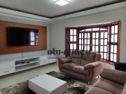 Casa com 4 dormitórios à venda, 170 m² por R$ 780.000,00...