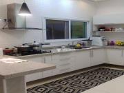 Casa com 4 dormitórios à venda, 174 m² por R$...