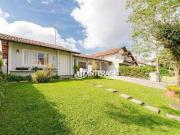 Casa com 4 dormitórios à venda, 174 m² por R$...