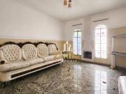 Casa com 4 dormitórios à venda, 177 m² por R$...