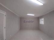 Casa com 4 dormitórios à venda, 238 m² por R$...