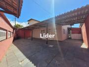 Casa com 4 dormitórios à venda, 179 m² por R$ 490.000,00...