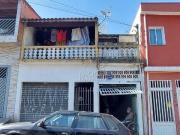 Casa com 4 dormitórios à venda, 180 m² Jardim Santo...