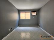 Casa com 4 dormitórios à venda, 180 m² por R$...