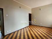 Casa com 4 dormitórios à venda, 180 m² por R$...