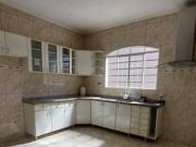 Casa com 4 dormitórios à venda, 186 m² por R$ 780.000,00...