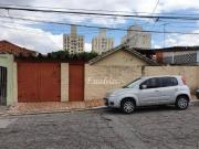 Casa com 4 dormitórios à venda, 190 m² por R$...