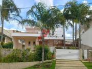 Casa com 4 dormitórios à venda, 190 m² por R$...