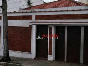 Casa com 4 dormitórios à venda, 192 m² por R$...