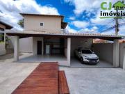 Casa com 4 dormitórios à venda, 195 m² por R$...