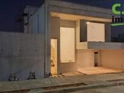 Casa com 4 dormitórios à venda, 196 m² por R$...