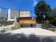 Casa com 4 dormitórios à venda, 200 m² por R$... Casa com 4 dormitórios à venda, 200 m² por R$...