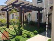 Casa com 4 dormitórios à venda, 200 m² por R$...