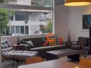 Casa com 4 dormitórios à venda, 200 m² por R$...