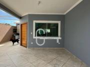 Casa com 4 dormitórios à venda, 208 m² por R$...