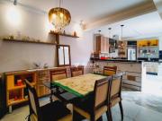 Casa com 4 dormitórios à venda, 210 m² por R$ 650.000,00...