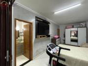 Casa com 4 dormitórios à venda, 212 m² por R$...