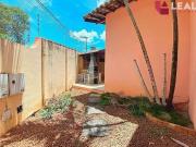 Casa com 4 dormitórios à venda, 215 m² por R$ 950.000,00...