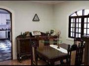 Casa com 4 dormitórios à venda, 216 m² por R$...