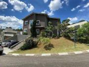 Casa com 4 dormitórios à venda, 223 m² por R$...