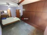 Casa com 4 dormitórios à venda, 224 m² por R$...