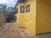 Casa com 4 dormitórios à venda, 224 m² por R$...