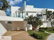 Casa com 4 dormitórios à venda, 227 m² por R$...