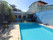 Casa com 4 dormitórios à venda, 228 m² por R$ 550.000...