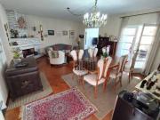 Casa com 4 dormitórios à venda, 230 m² por R$...