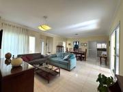 Casa com 4 dormitórios à venda, 237 m² por R$...