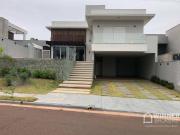 Casa com 4 dormitórios à venda, 237 m² por R$...