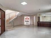 Casa com 4 dormitórios à venda, 239 m² por R$...